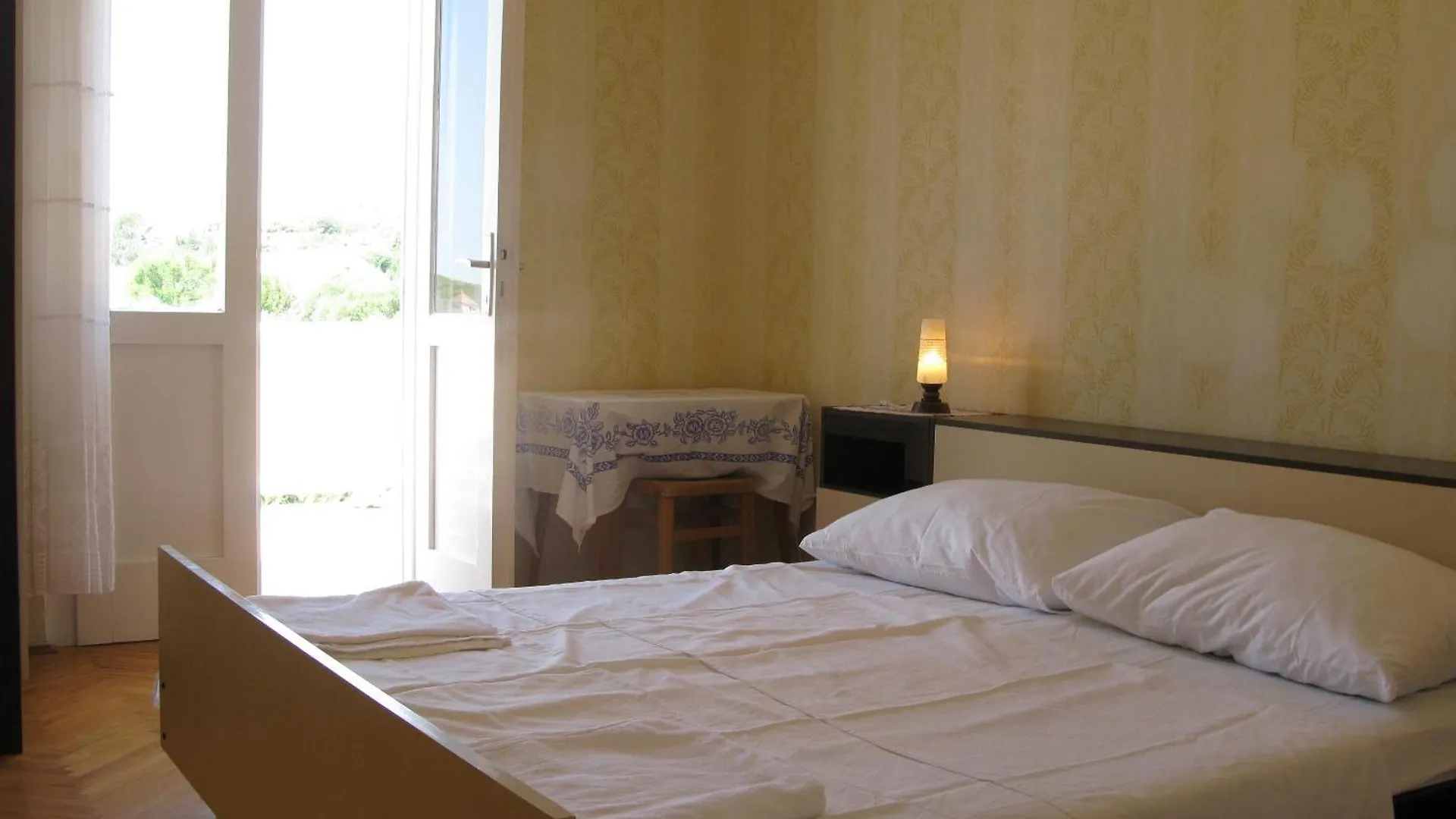Apartment Branko Banjol