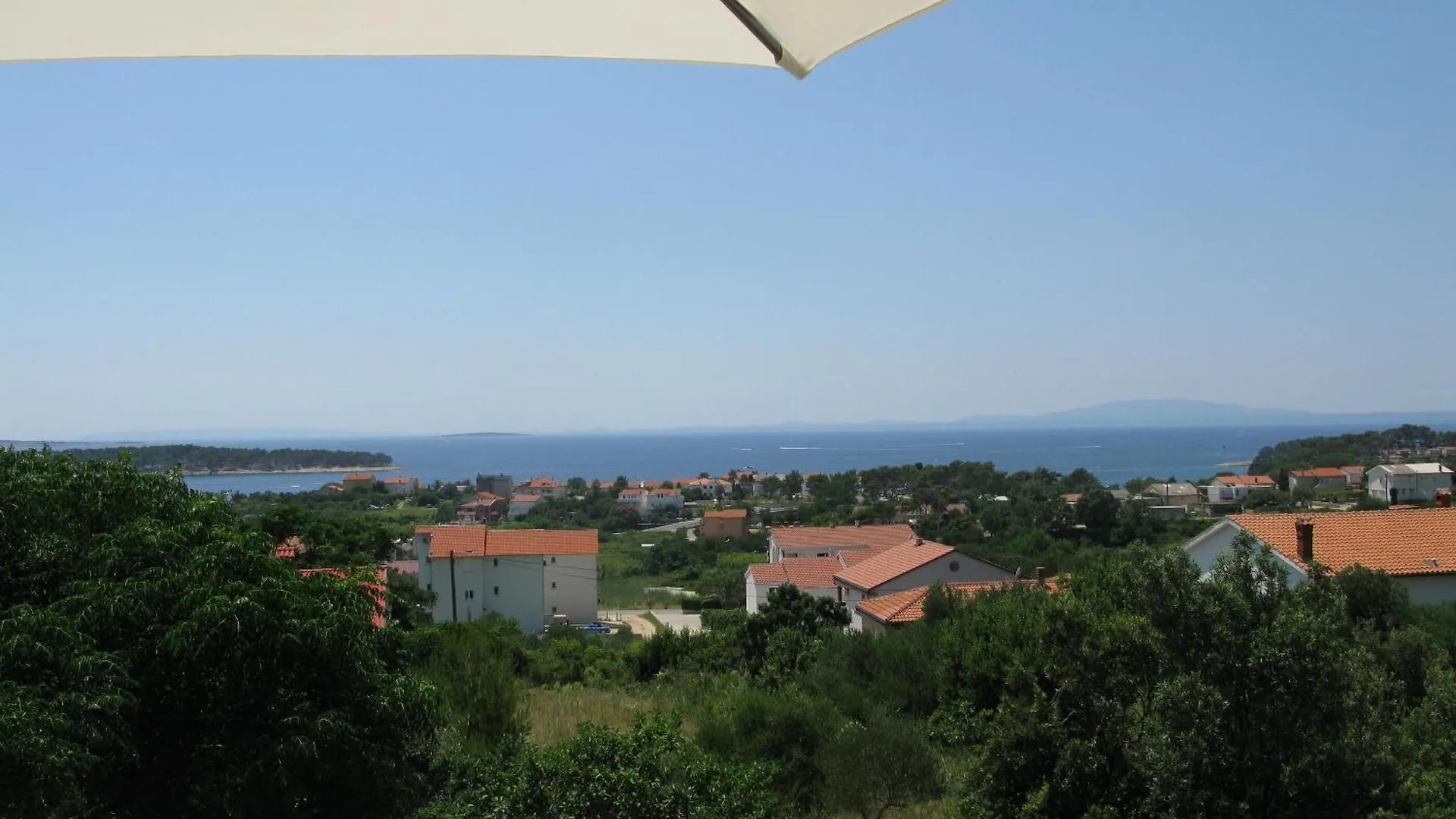 Apartment Branko Banjol