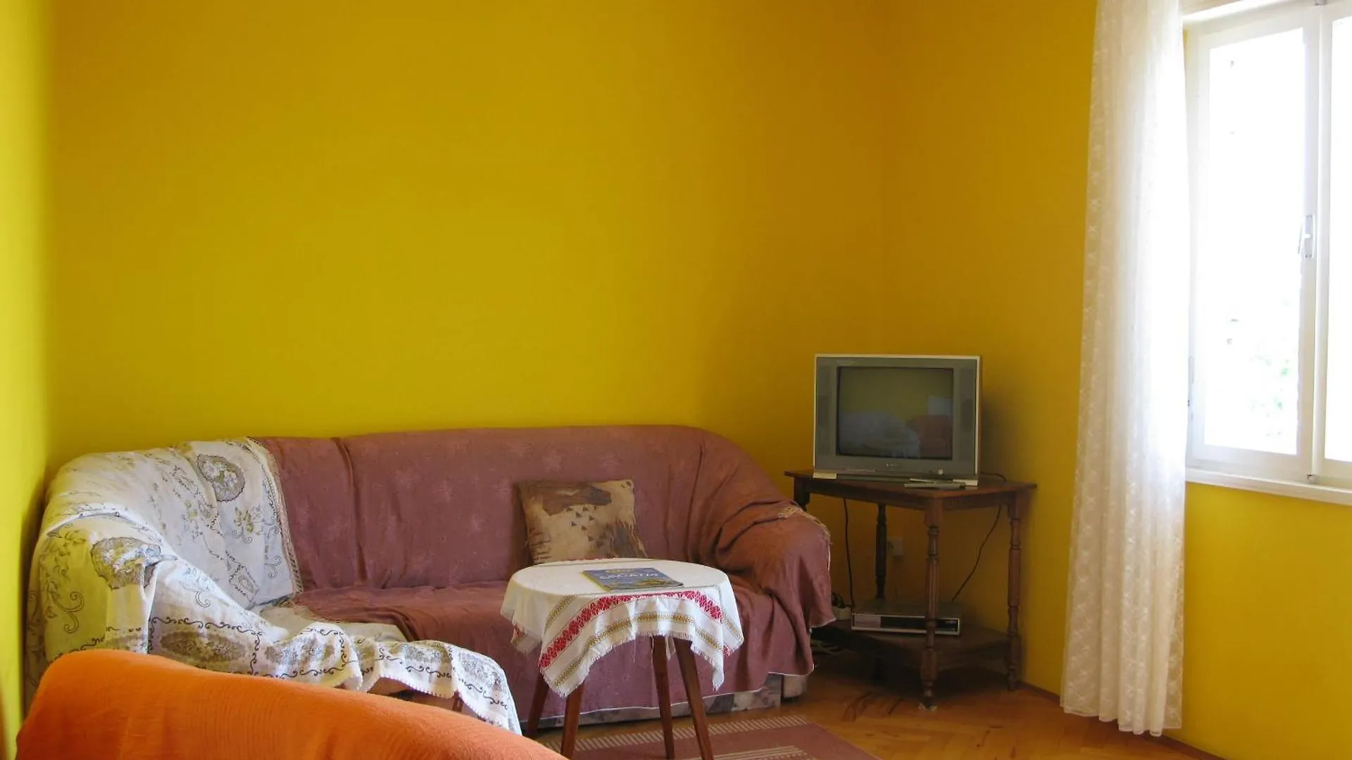 Apartment Branko Banjol