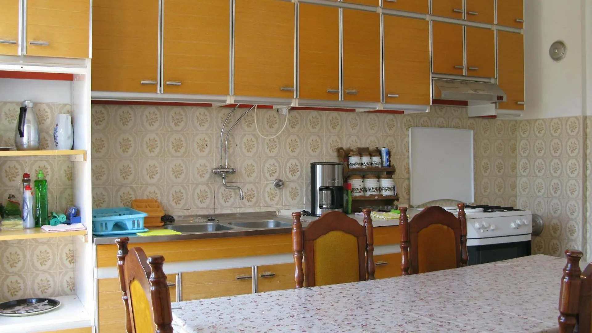 Apartment Branko Banjol 0*,