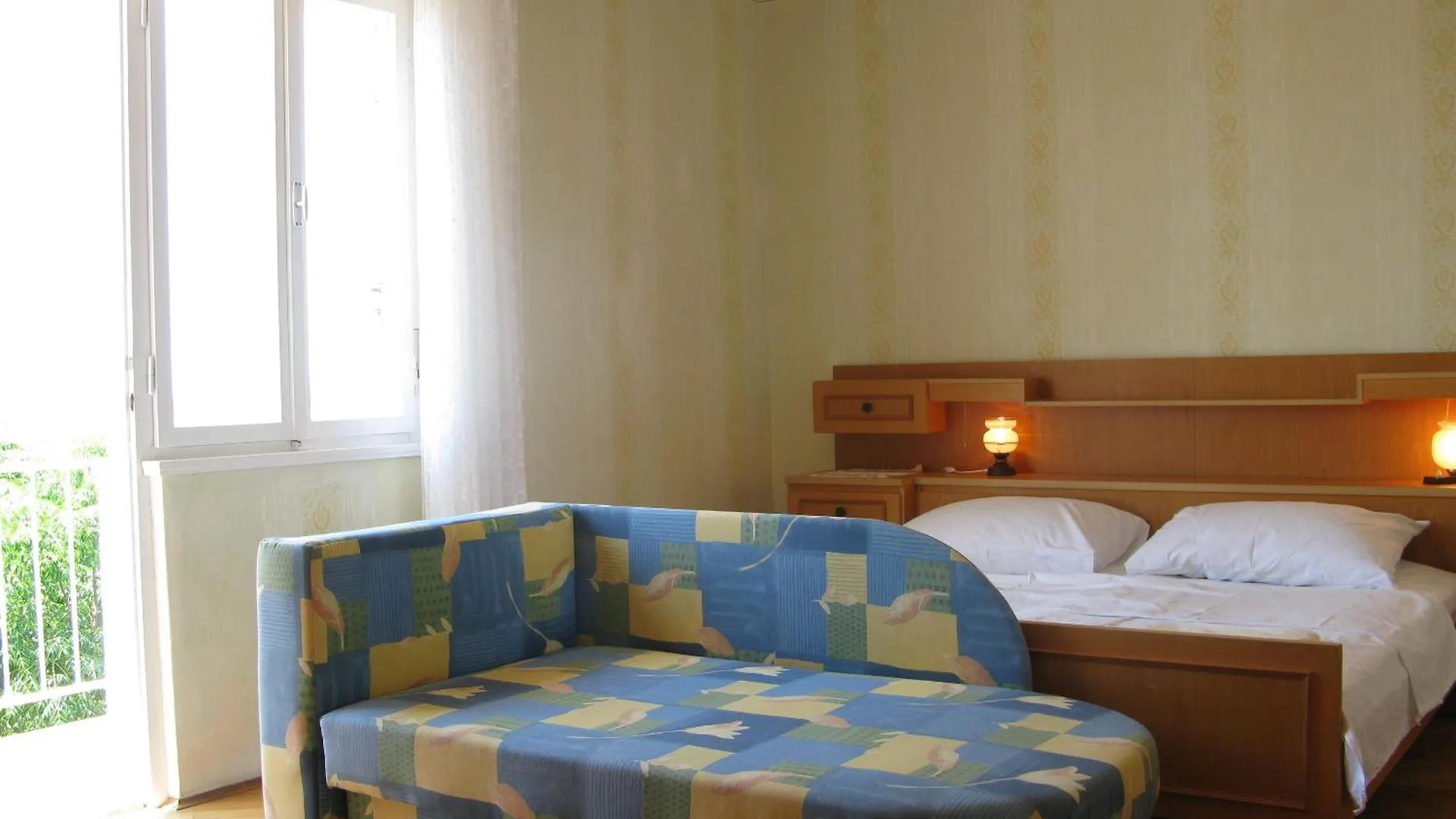 Apartment Branko Banjol Croatia
