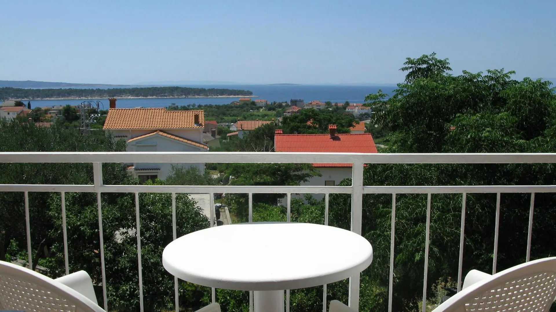 Apartment Branko Banjol Croatia