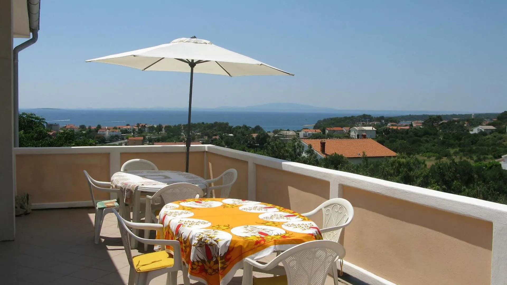 Apartment Branko Banjol
