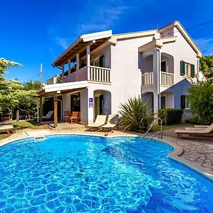 Apartment Rab, Banjol